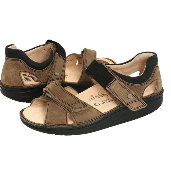 Finn Comfort Brown And Black Samara Sandals - Picture 1 of 15